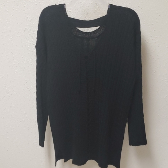 Sweater - Picture 3 of 4